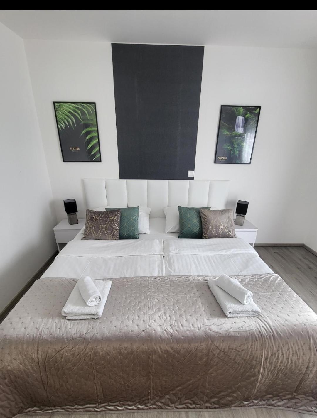 Apartman Gabriela Roudne Luaran gambar